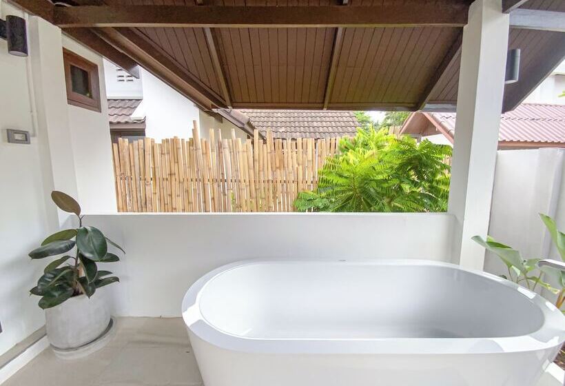 酒店 Chumphon Cabana Resort