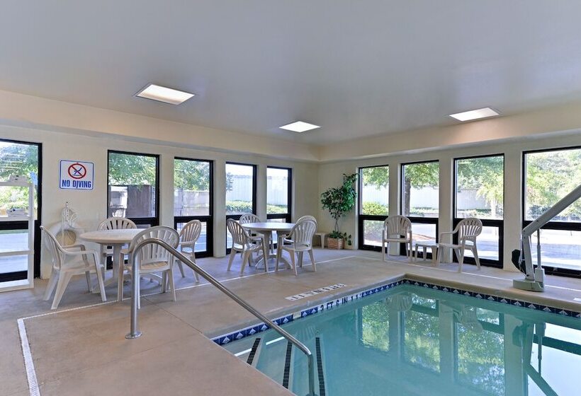 ホテル Comfort Inn & Suites At Stone Mountain