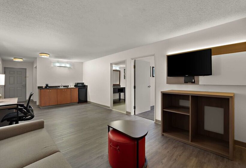 호텔 Comfort Inn & Suites Santee I95