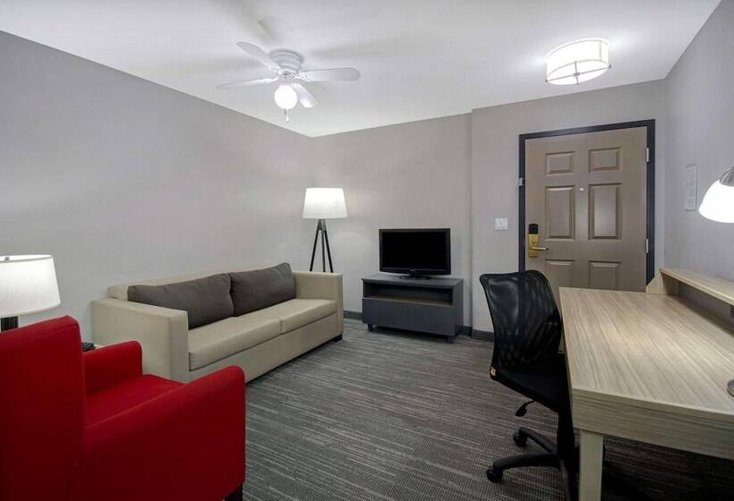 هتل Country Inn & Suites By Radisson, Cincinnati Airport, Ky