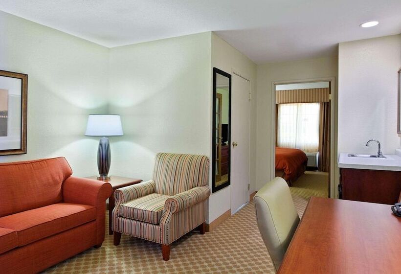 هتل Country Inn & Suites By Radisson, Decatur, Il