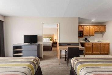 هتل Country Inn & Suites By Radisson, Jacksonairport, Ms