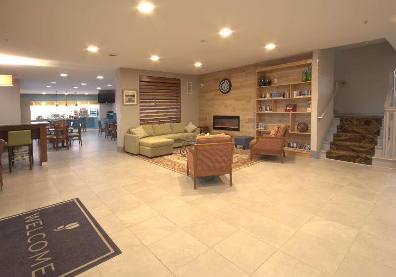 هتل Country Inn & Suites By Radisson, Moline Airport, Il