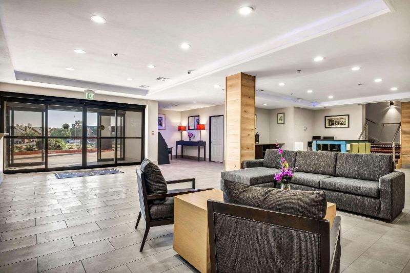 هتل Country Inn & Suites By Radisson, Oklahoma City At Northwest Expressway, Ok