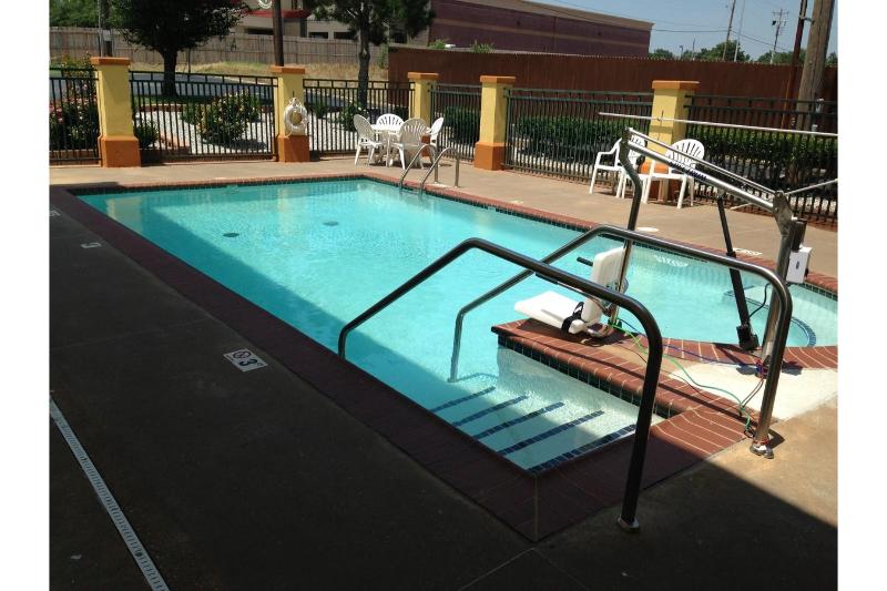 هتل Country Inn & Suites By Radisson, Oklahoma City At Northwest Expressway, Ok