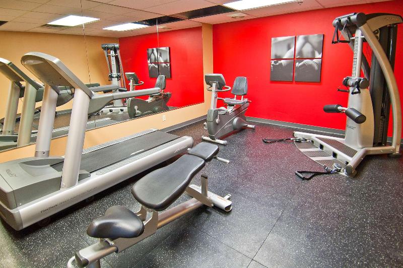 هتل Country Inn & Suites By Radisson, Oklahoma City At Northwest Expressway, Ok