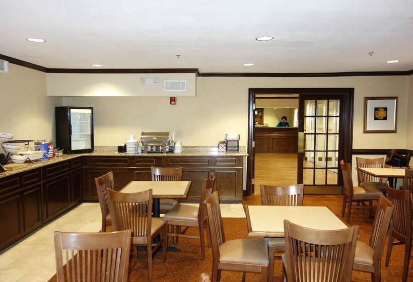 هتل Country Inn & Suites By Radisson, Rome, Ga