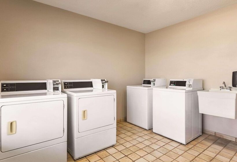 בית מלון כפרי Country Inn & Suites By Radisson, Springfield, Oh