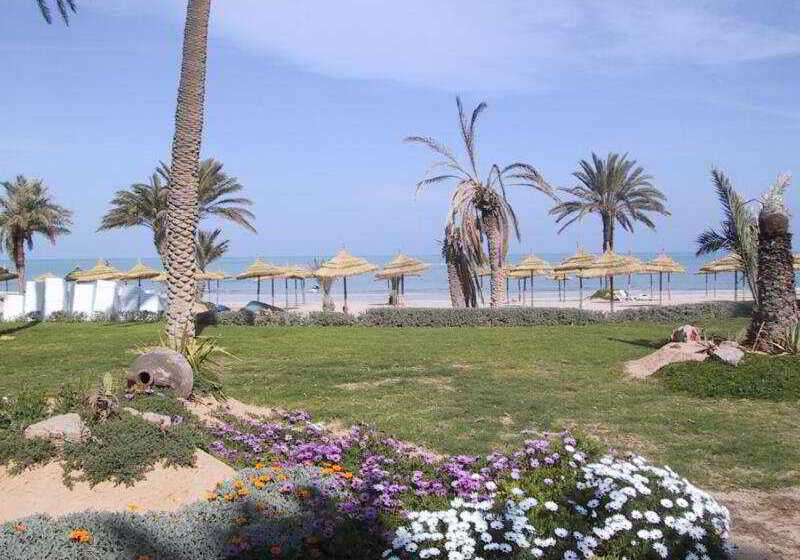 هتل Eden Star Resort