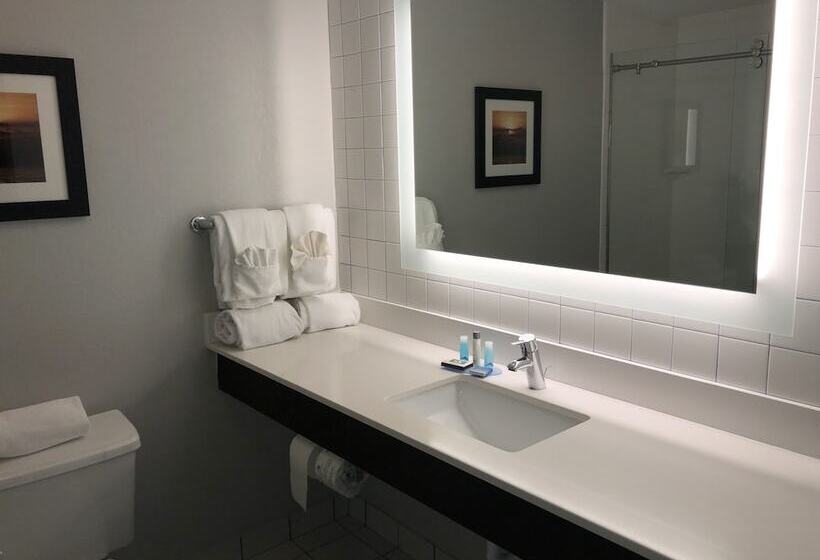 هتل Best Western Erie Inn & Suites