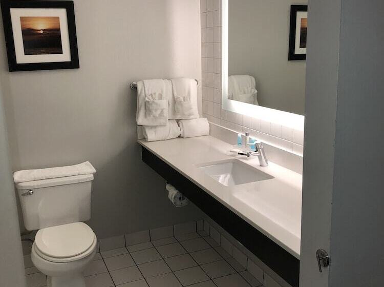 هتل Best Western Erie Inn & Suites