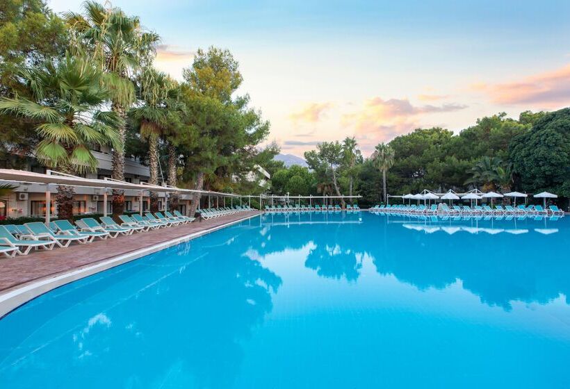 هتل Fun & Sun Family Club Saphire