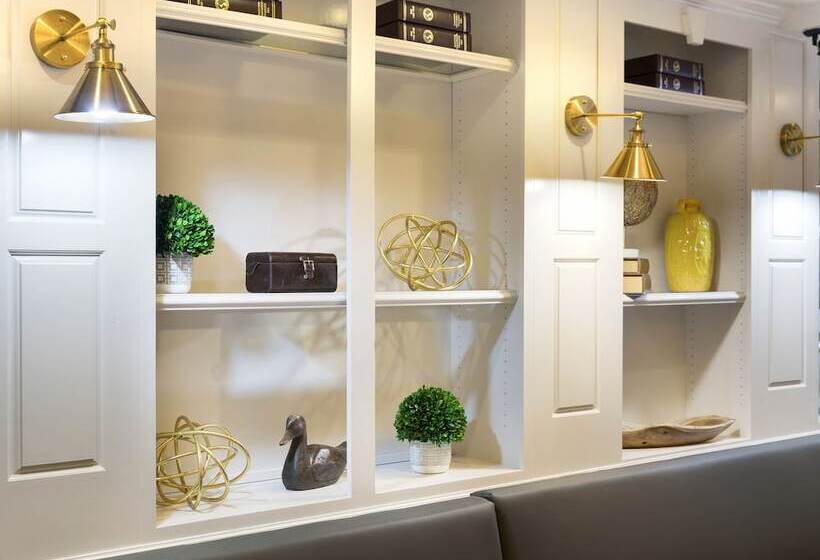 هتل Holiday Inn   Bloomington W Msp Airport Area, An Ihg