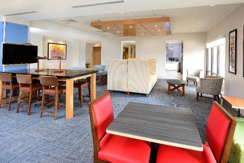 هتل Holiday Inn Express & Suites Raleigh Durham Airport At Rtp, An Ihg
