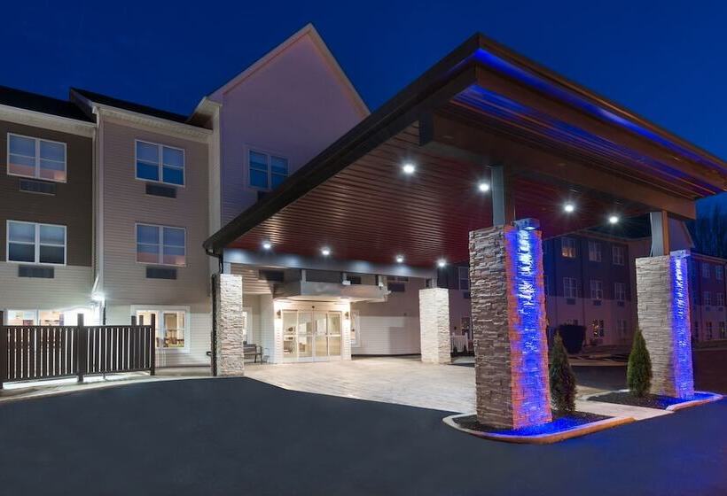 هتل Holiday Inn Express & Suites   Columbus Airport East, An Ihg