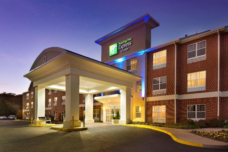 هتل Holiday Inn Express & Suites Manassas