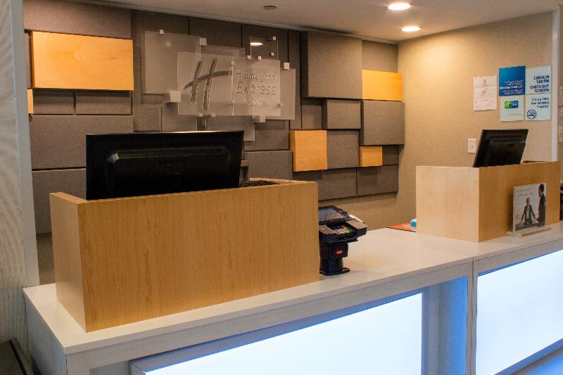 هتل Holiday Inn Express & Suites Manassas, An Ihg