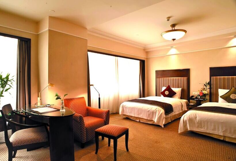 Fotos del hotel Howard Johnson Ginwa Plaza:  2