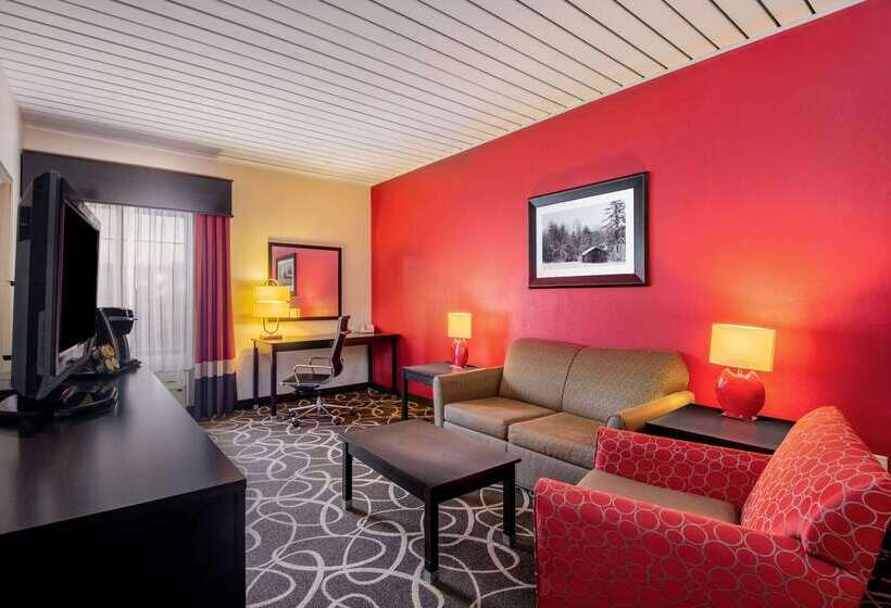 בית מלון כפרי La Quinta Inn & Suites By Wyndham Elkview  Charleston Ne