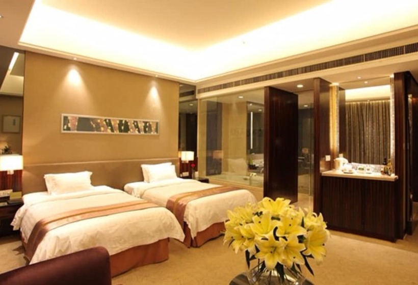 هتل Luxemon Xinjiang Yindu