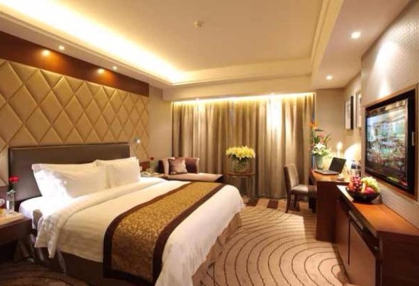 هتل Luxemon Xinjiang Yindu