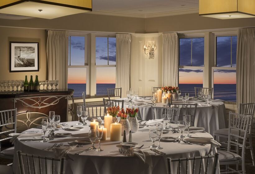 Отель Nantasket Beach Resort