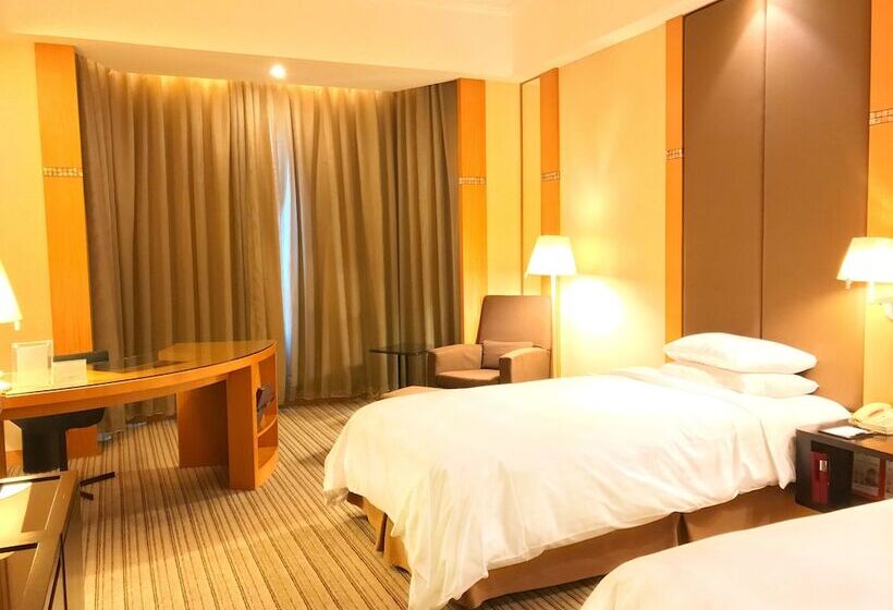 Отель New World Shunde