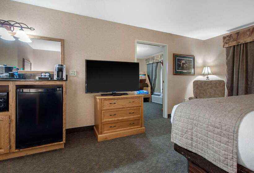 Norfolk Lodge & Suites, Ascend Hotel Collection