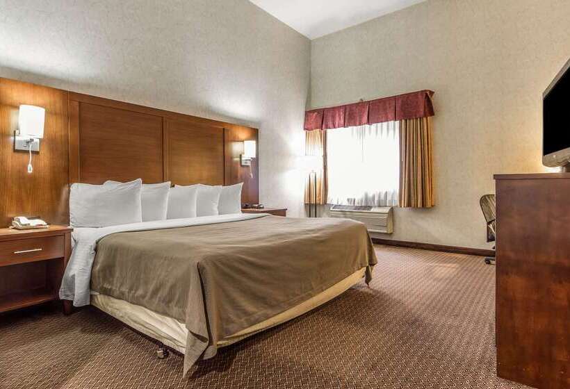 هتل Quality Inn
