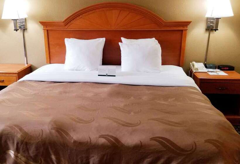 فندق Quality Inn & Suites Cincinnati Sharonville