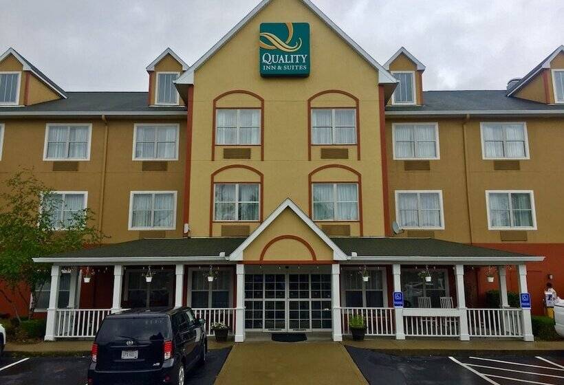 هتل Quality Inn & Suites Cincinnati Sharonville