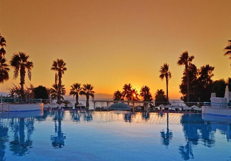 هتل The Grand Blue Sky International  All Inclusive