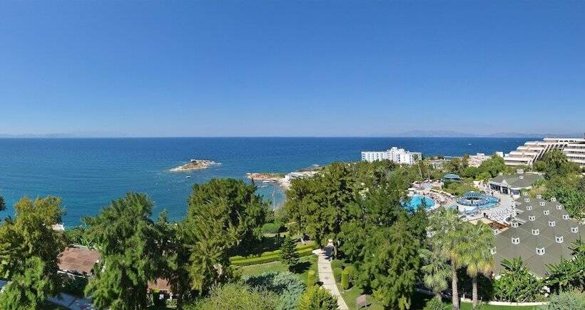 هتل The Grand Blue Sky International  All Inclusive