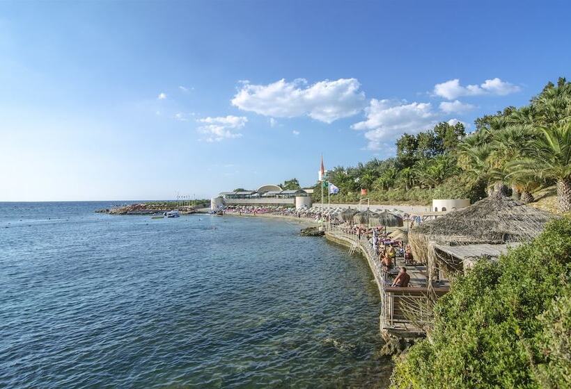 هتل The Grand Blue Sky International  All Inclusive