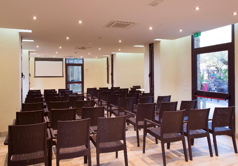 호텔 Voi  Floriana Resort