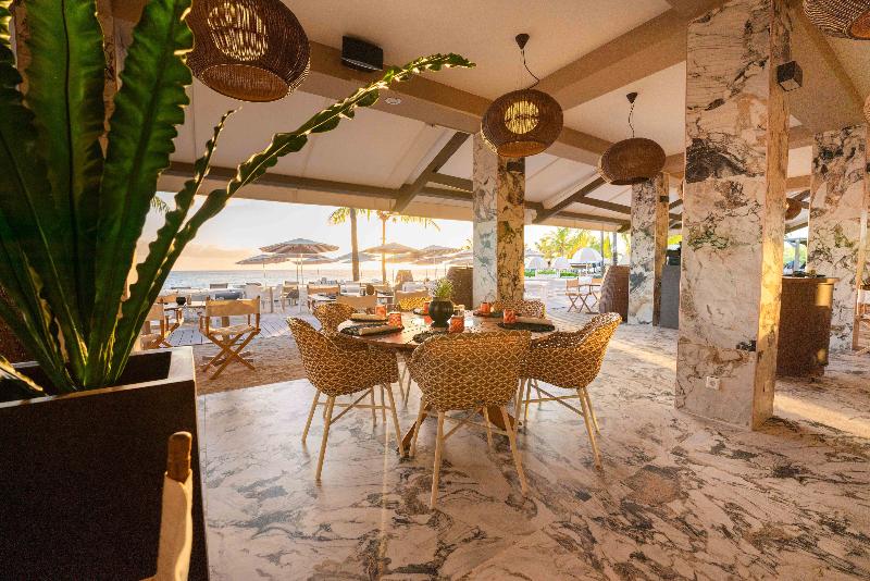 Papagayo Beach Resort