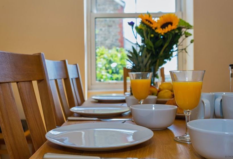 Braunton Fairholme 4 Bedrooms