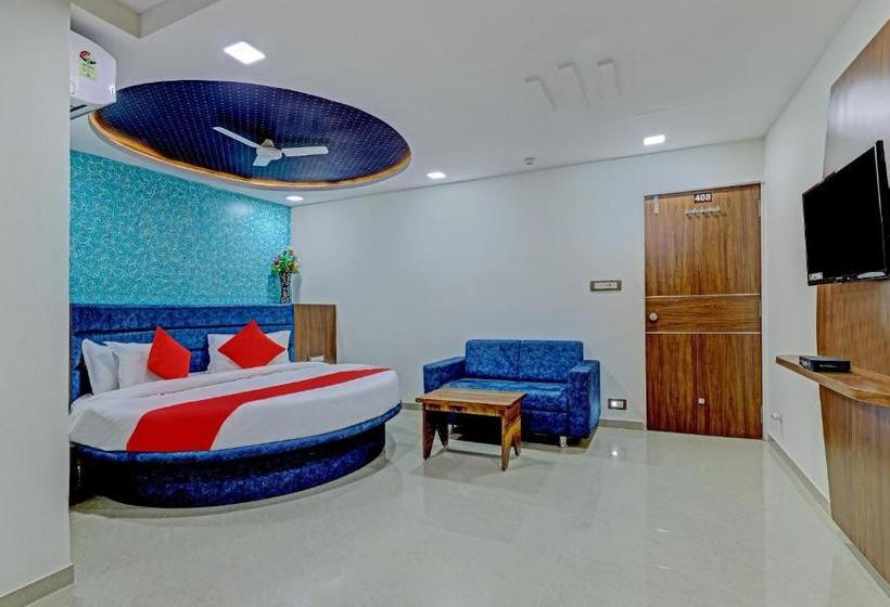 호텔 Oyo 75791  Shree Pashupati Inn