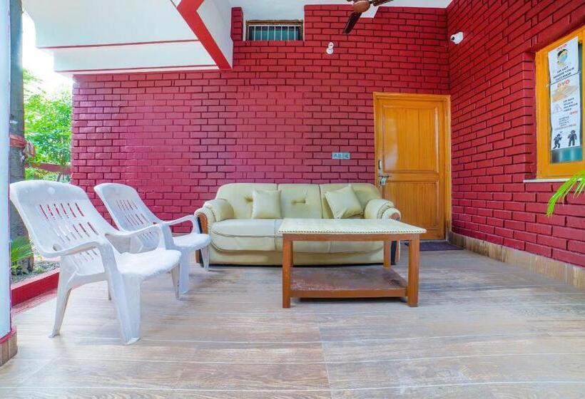 پانسیون Oyo Home 71857 Gautam Villa
