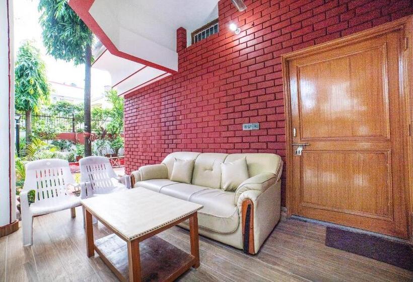 پانسیون Oyo Home 71857 Gautam Villa