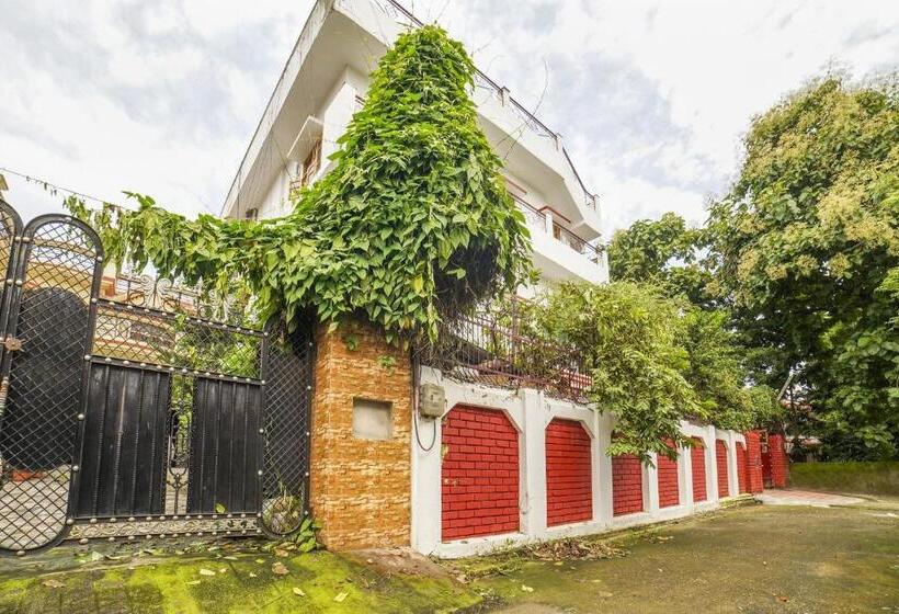 پانسیون Oyo Home 71857 Gautam Villa