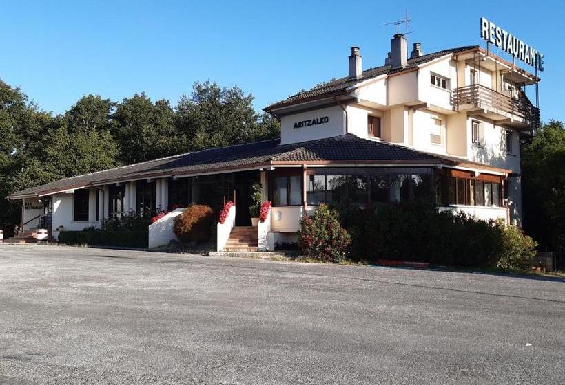펜션 Hostal Rural Aritzalko