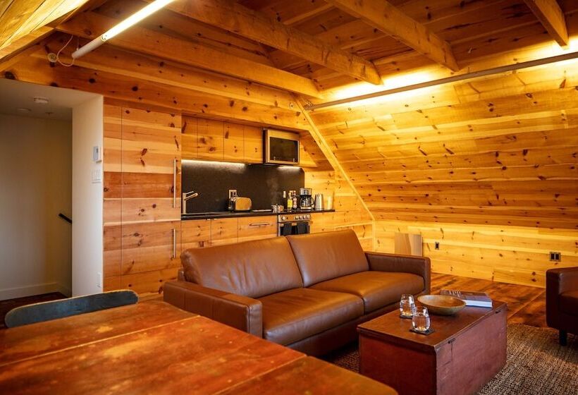 B2 Lofts