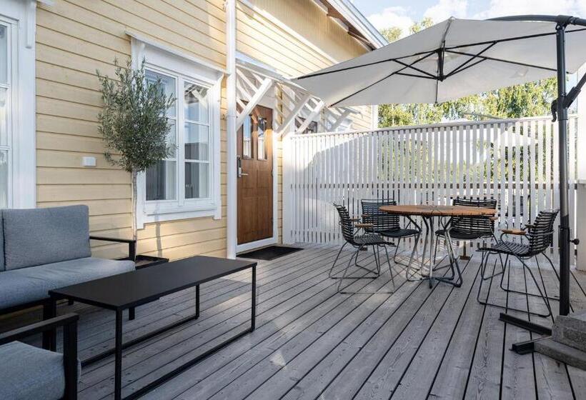 בית מלון כפרי Ilola Inn