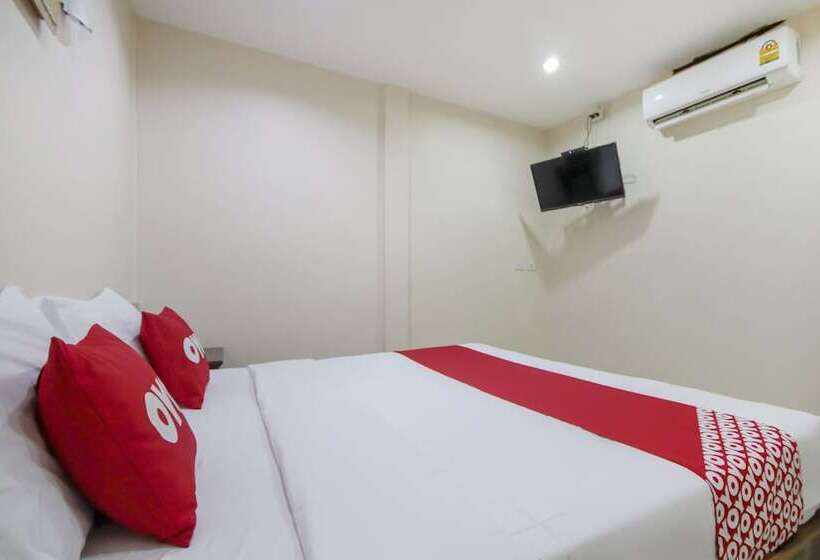 هتل Oyo 75331 Hareeya