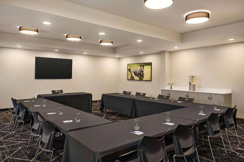 Microtel Inn & Suites By Wyndham Aurora