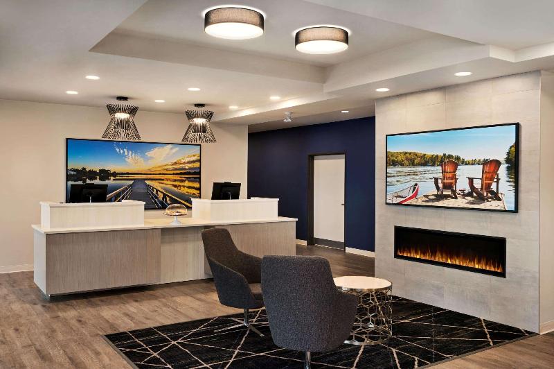 Microtel Inn & Suites By Wyndham Aurora