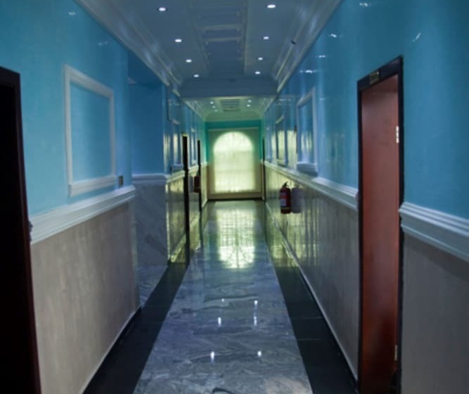 Milestone Hotel Annex