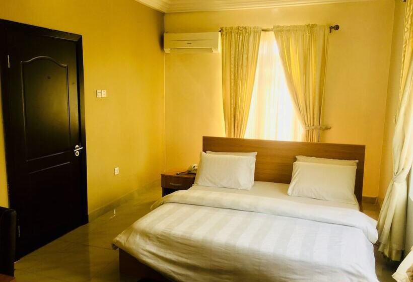 Milestone Hotel Annex