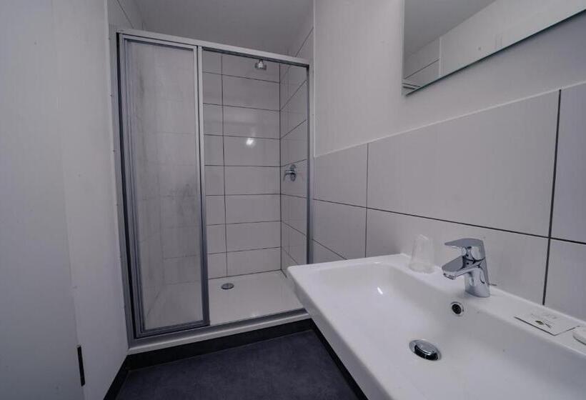 NEOHOSTEL Berlín